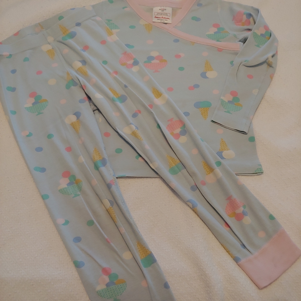 Hanna Andersson size 110 ice cream pajamas
